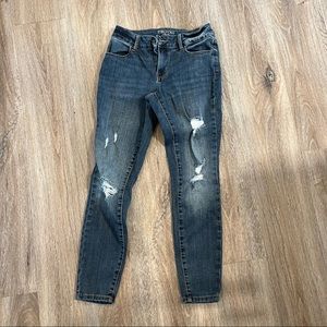 Maurices jeans
